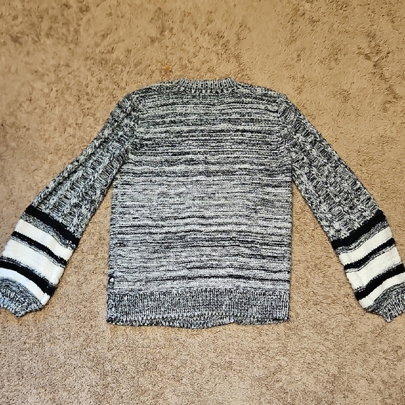 Karl Lagerfeld Cable Knit Balloon Sleeve Pullover Sweater - Picture 7 of 8